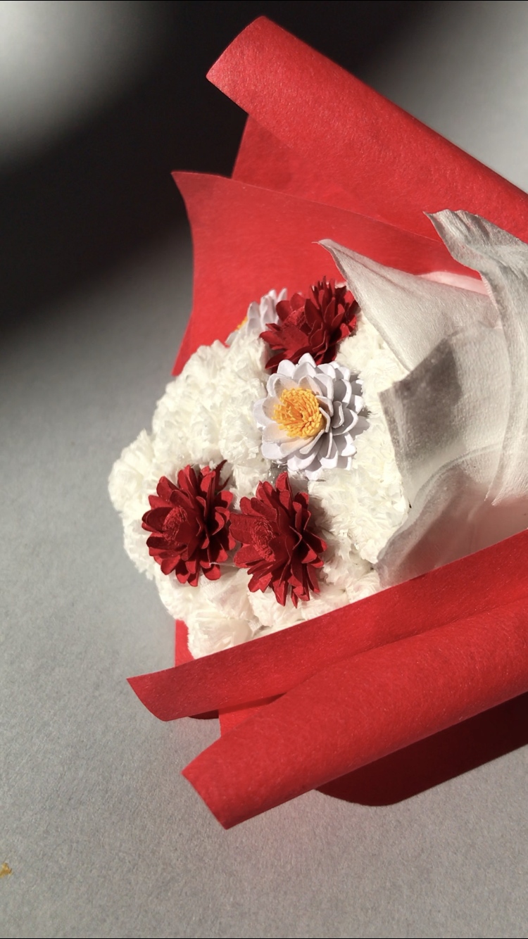 Fluffy – Paper Flower Bouquet