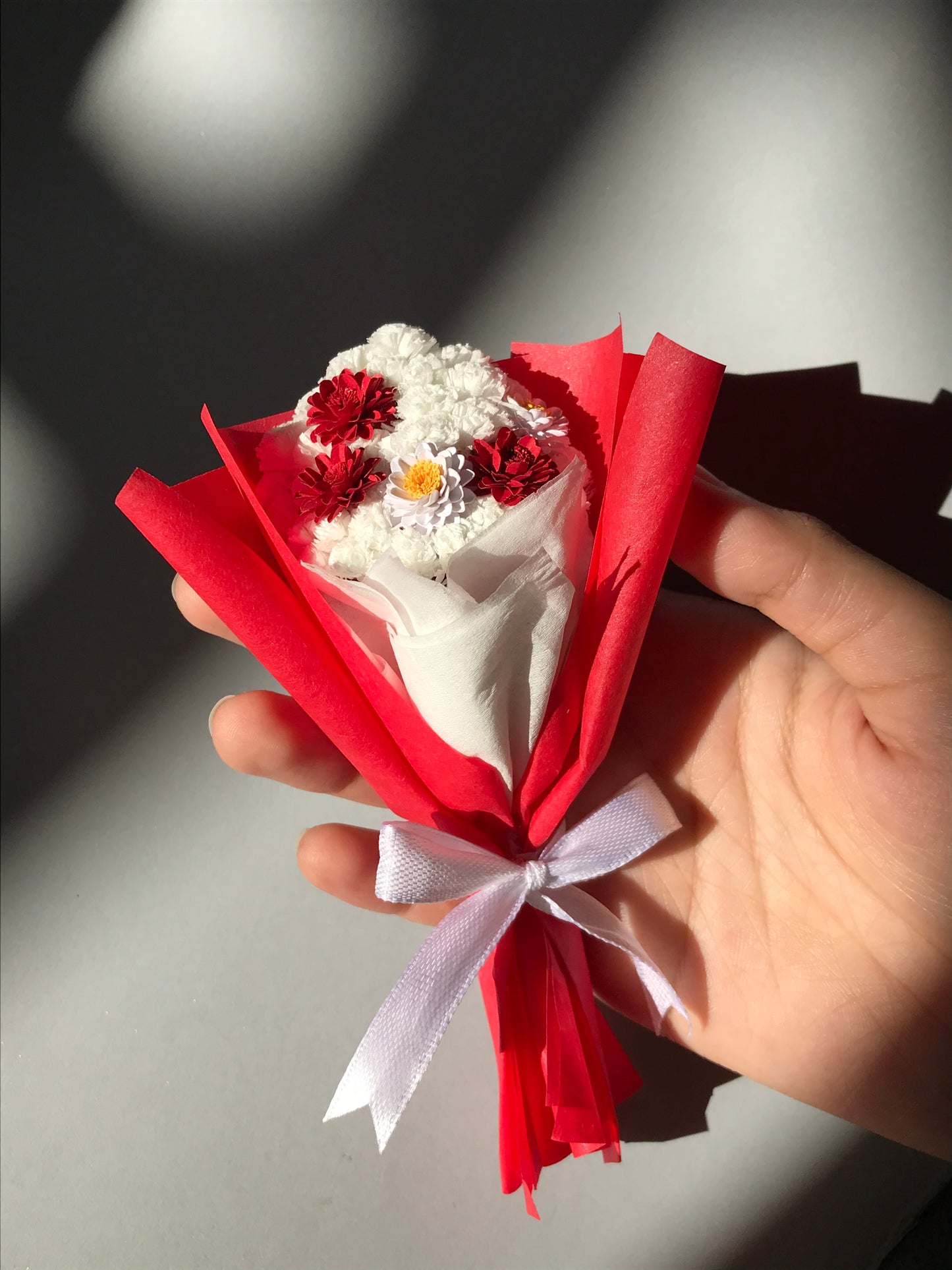 Fluffy – Paper Flower Bouquet