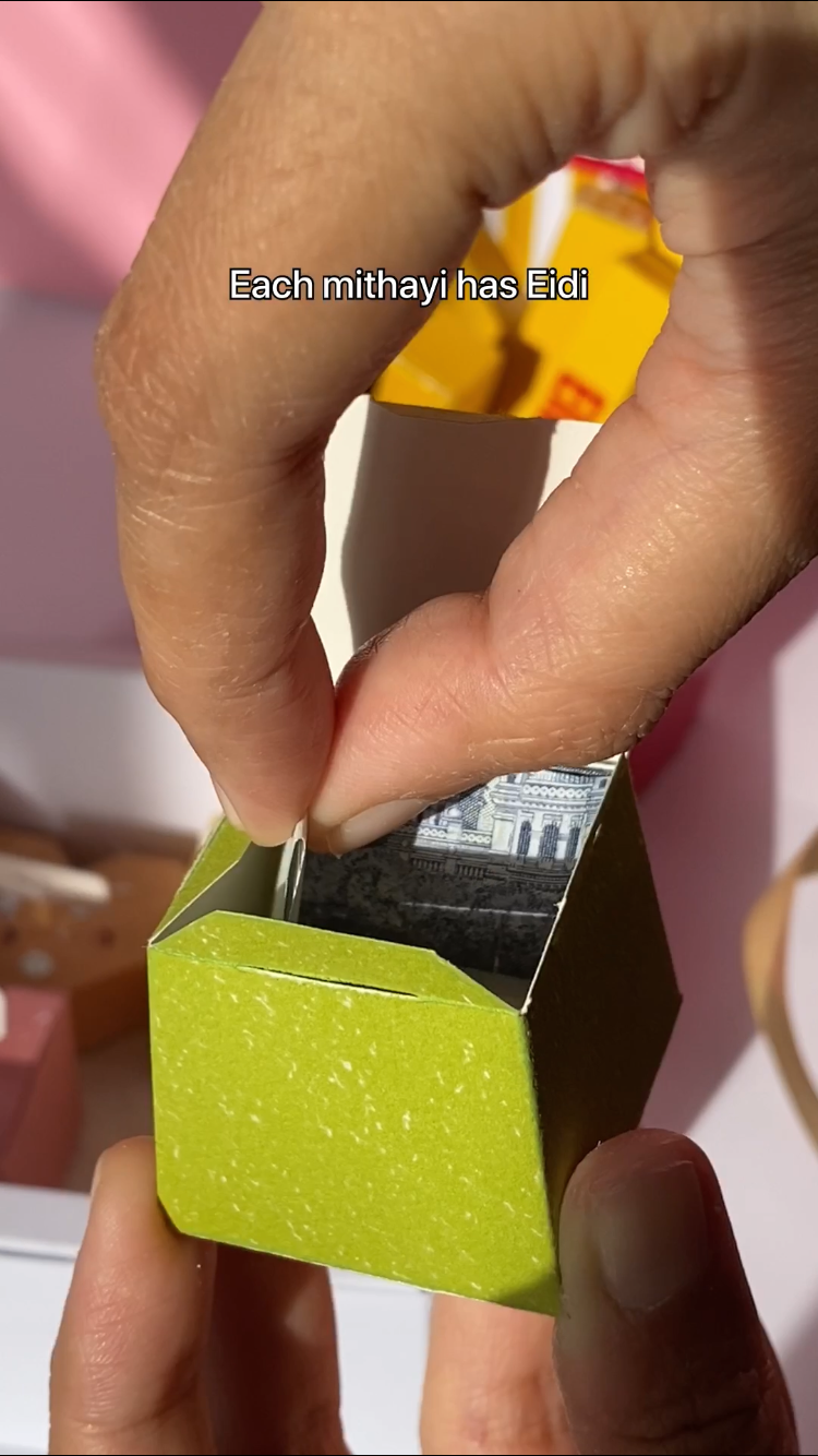 4- Piece Assorted Mithayi box - Eid envelope