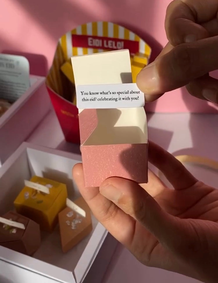 4- Piece Assorted Mithayi box - Eid envelope